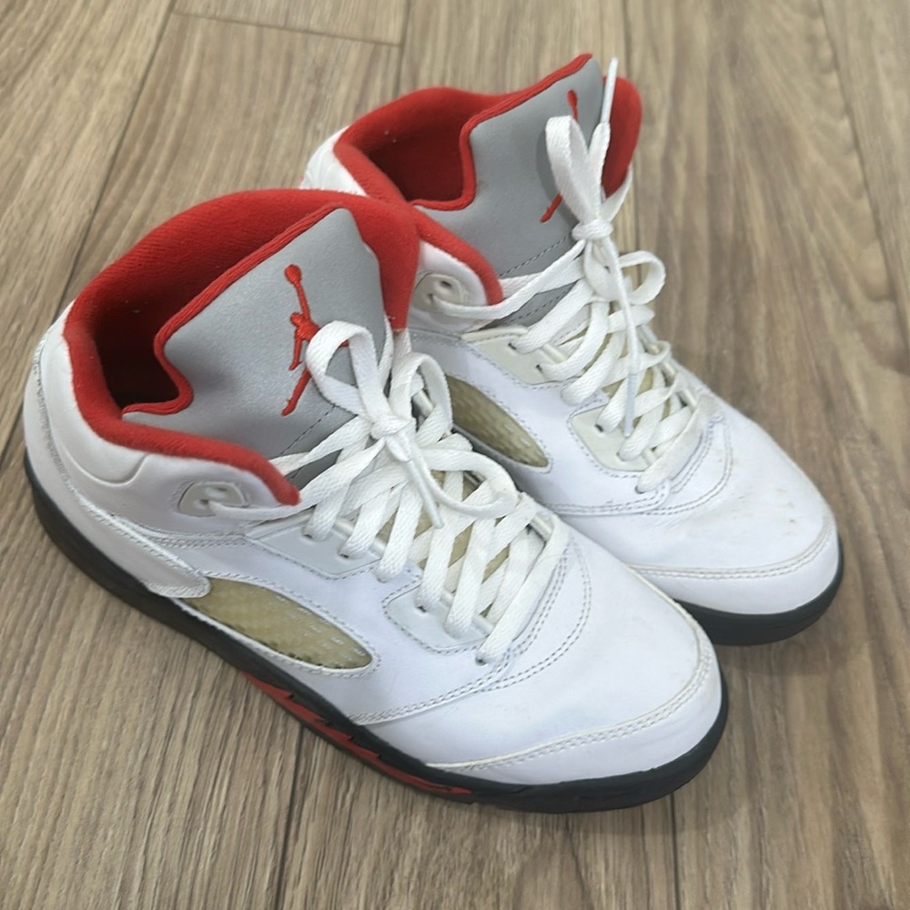 Jordan 5 Retro